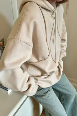 OVERSIZED HOODIE