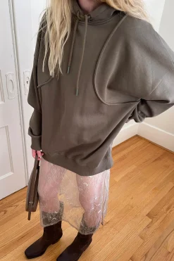 OVERSIZED HOODIE
