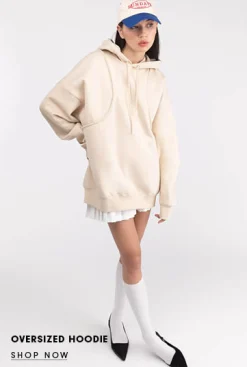 OVERSIZED HOODIE