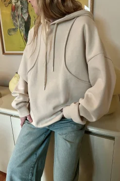 OVERSIZED HOODIE