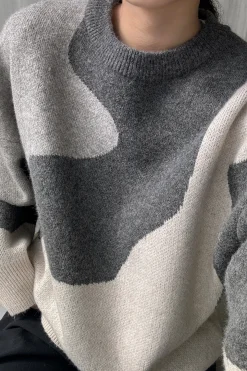 OVERSIZED INTARSIA KNIT CREWNECK SWEATER