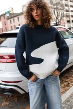 OVERSIZED INTARSIA KNIT SWEATER