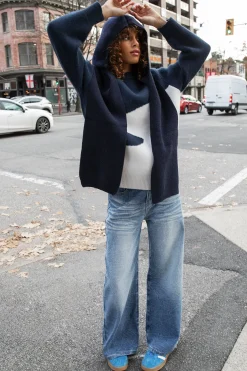 OVERSIZED INTARSIA KNIT SWEATER