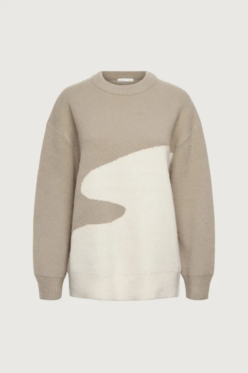 OVERSIZED INTARSIA KNIT SWEATER