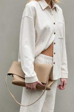 OVERSIZED KNIT SHIRT