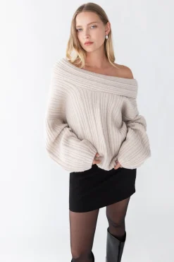 OVERSIZED SLOUCHY OFF THE SHOULDER SWEATER