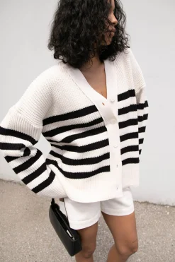 OVERSIZED STRIPED CARDIGAN