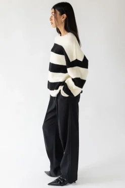 OVERSIZED STRIPED SWEATER