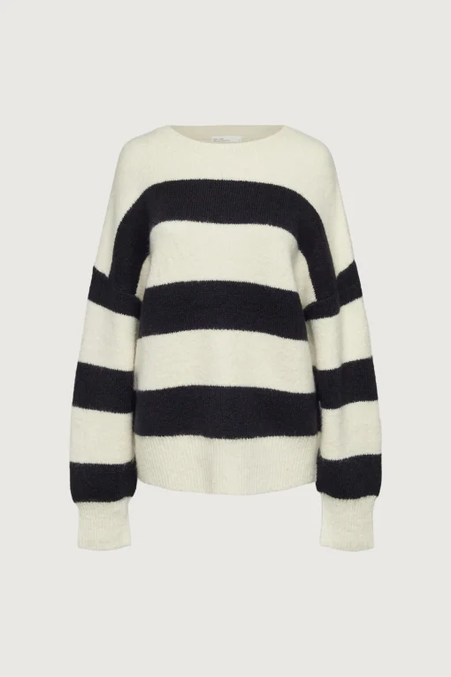 OVERSIZED STRIPED SWEATER