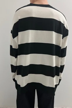 OVERSIZED STRIPED TOP