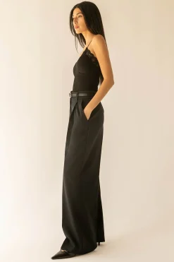 PADDED TANK WITH LACE DETAIL