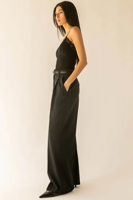 PADDED TANK WITH LACE DETAIL