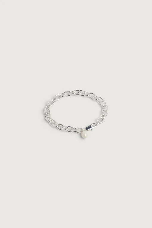 PEARL CHARM CHAIN BRACELET