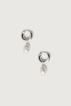 PEARL DROP EARRING
