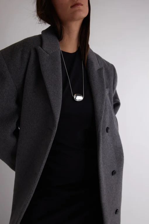 PEBBLE PENDANT NECKLACE