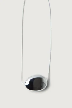 PEBBLE PENDANT NECKLACE