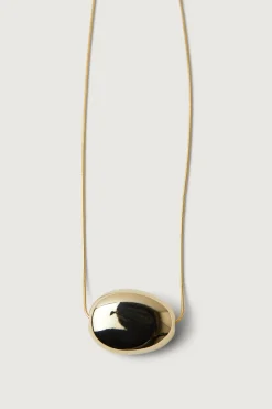 PEBBLE PENDANT NECKLACE