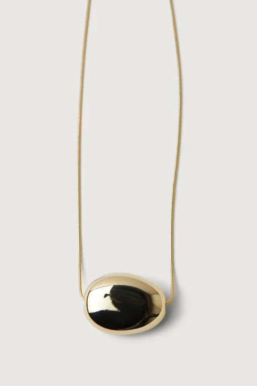 PEBBLE PENDANT NECKLACE