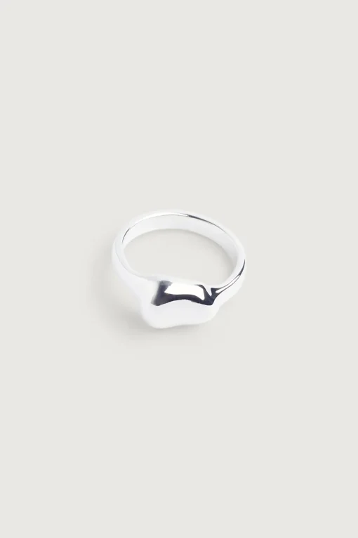 PEBBLE RING