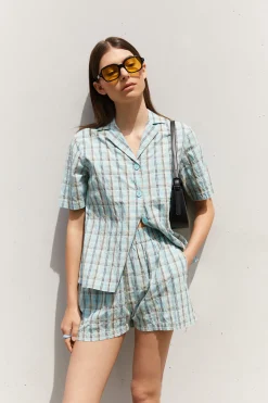 PLAID SHORT SLEEVE SHIRT