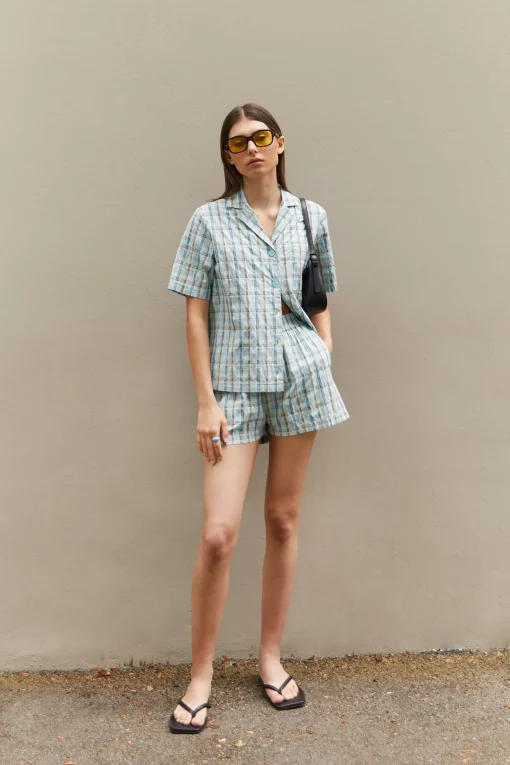 PLAID SHORT SLEEVE SHIRT