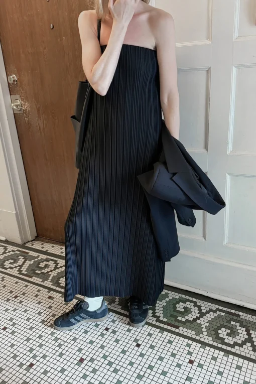 PLEATED TUBE DRESS