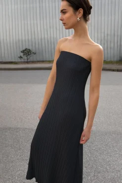 PLEATED TUBE DRESS
