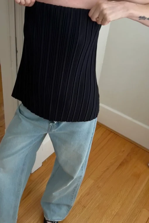 PLEATED TUBE TOP