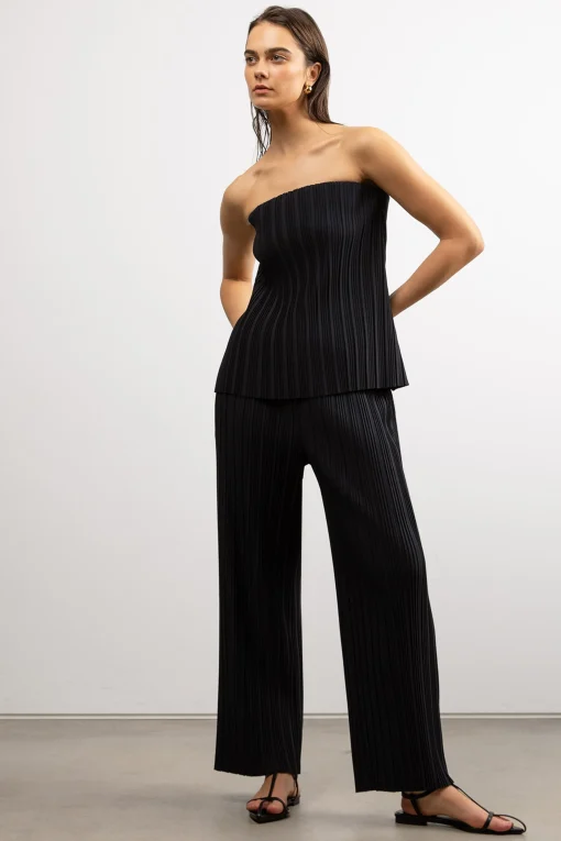 PLEATED TUBE TOP