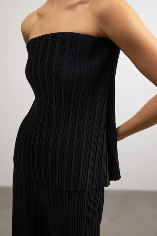 PLEATED TUBE TOP