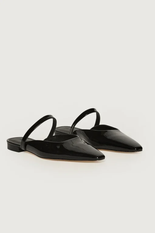 POINTED TOE FLAT