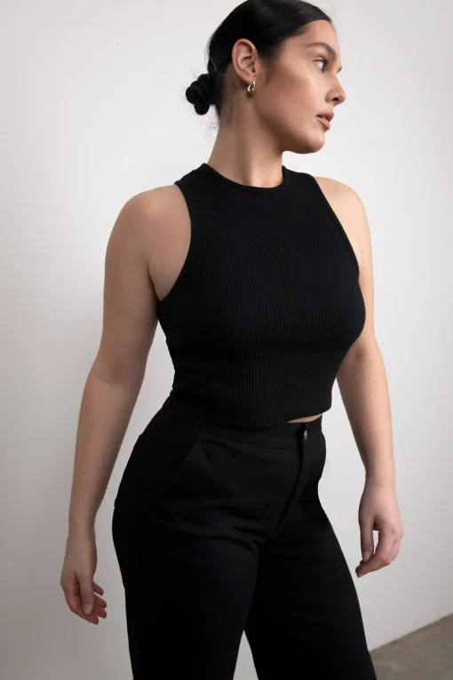 RACERBACK CROPPED TANK