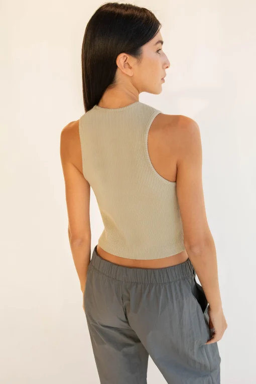 RACERBACK CROPPED TANK