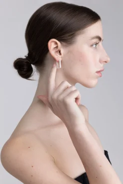 RECTANGULAR HOOP EARRING
