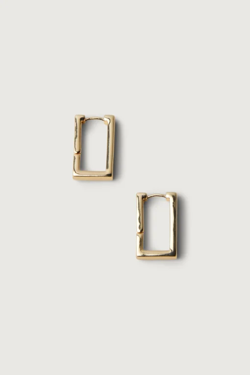 RECTANGULAR HOOP EARRING