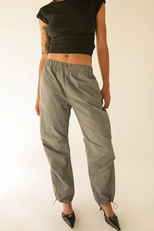 RECYCLED NYLON PARACHUTE PANT