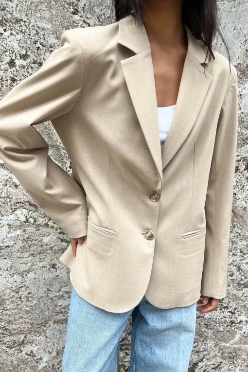 RELAXED FIT BLAZER