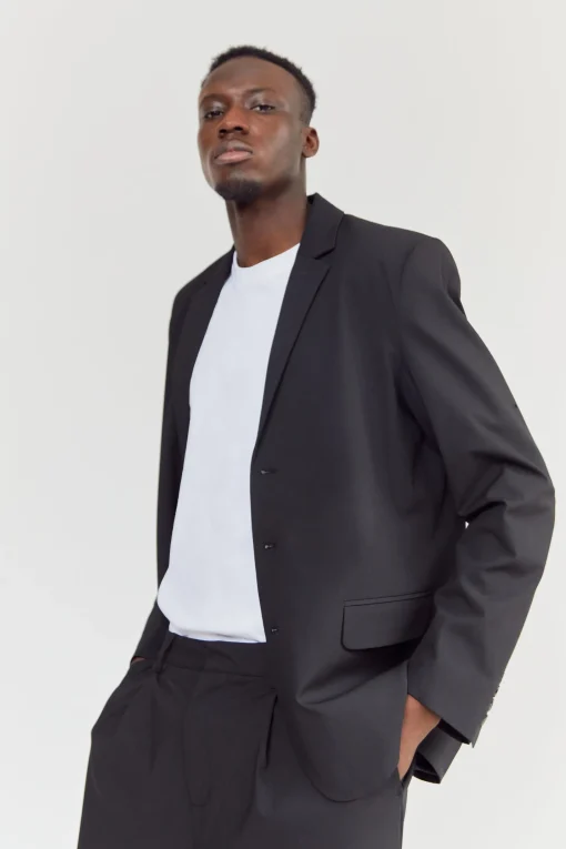 RELAXED FIT BLAZER