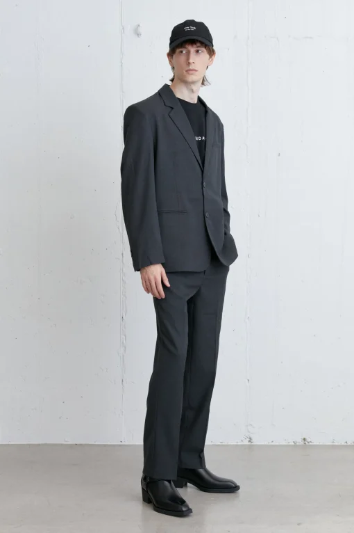RELAXED FIT BLAZER