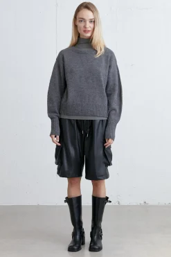 RELAXED FIT CREWNECK SWEATER