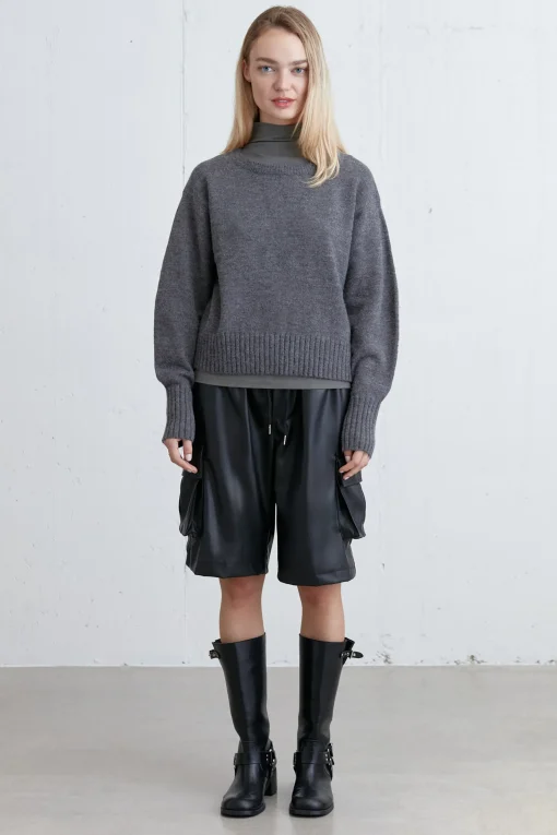 RELAXED FIT CREWNECK SWEATER