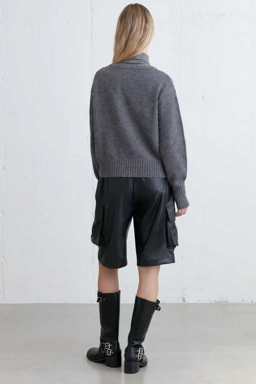 RELAXED FIT CREWNECK SWEATER