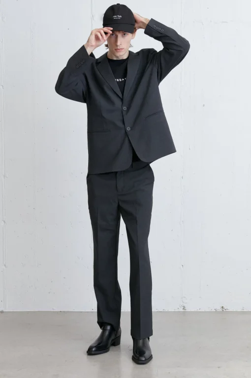 RELAXED FIT SUITING TROUSER