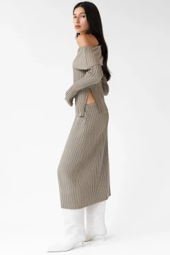 RIBBED KNIT MIDI SKIRT