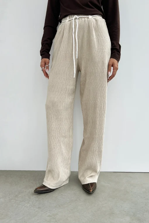 RIBBED STRAIGHT LEG PANTS