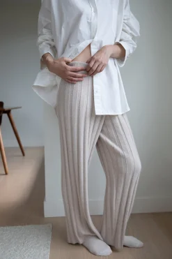 RIBBED SWEATER PANT