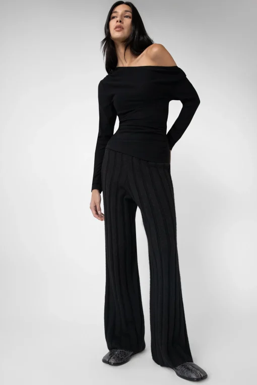 RIBBED SWEATER PANT