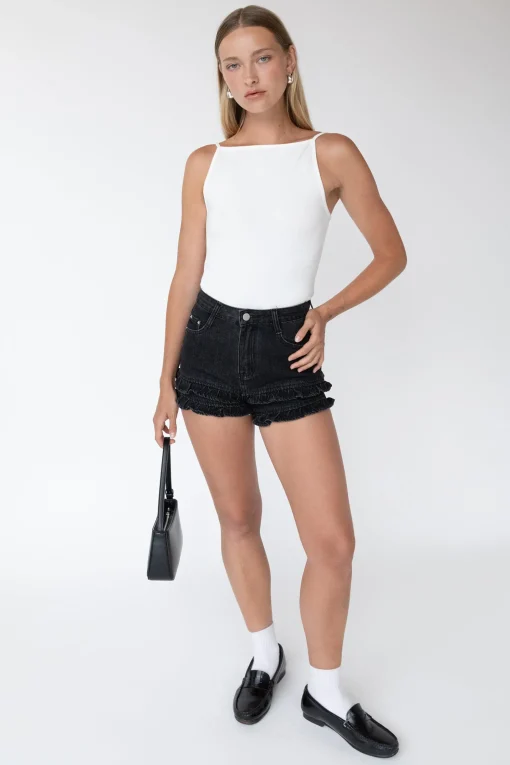RUFFLE DENIM SHORT