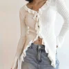 RUFFLED V-NECK LONG SLEEVE TOP
