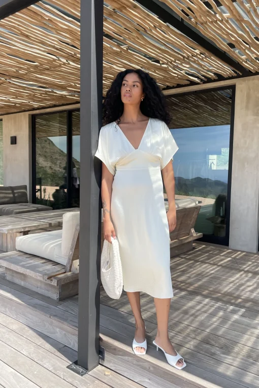 SATIN BUTTERFLY SLEEVE MIDI DRESS